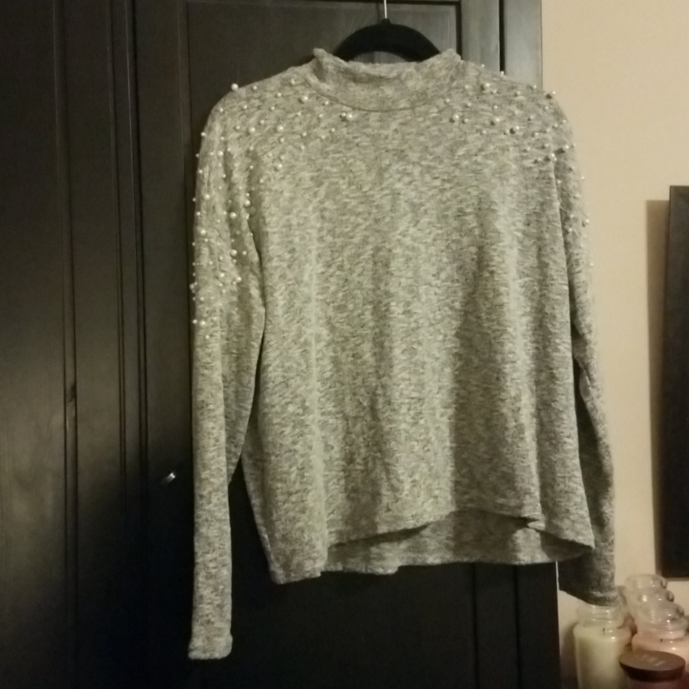 Sweater with pearl shoulder beading